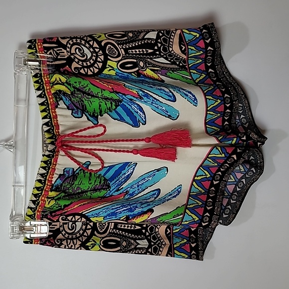 Shorts ~ Flying Tomato - Picture 3 of 7